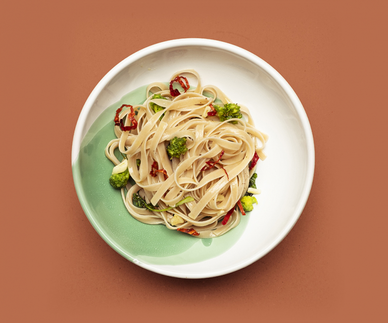 Vollkornreis Tagliatelle mit Kohlrabi und Anchovis: L’ovazione